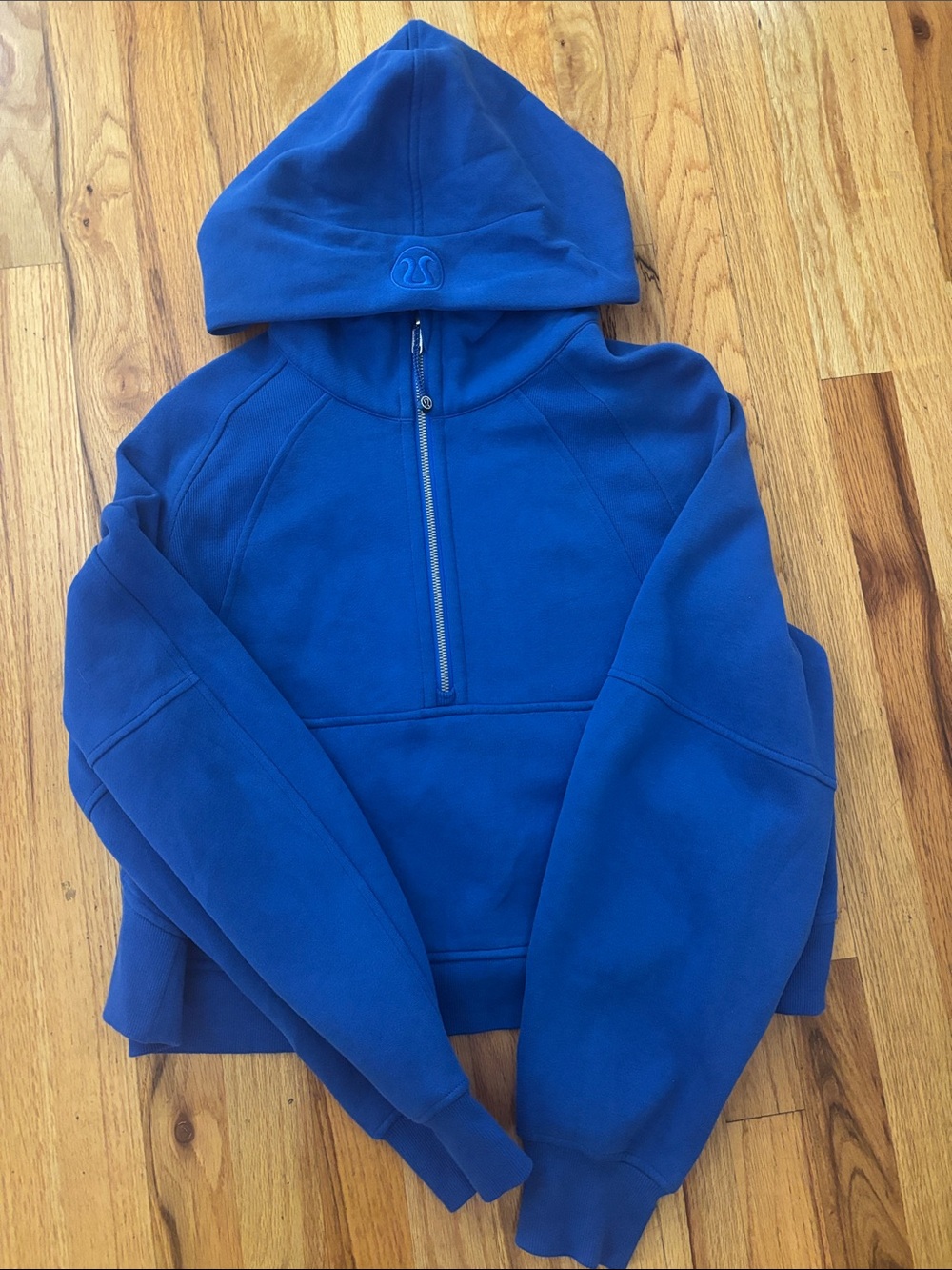 Lululemon Scuba